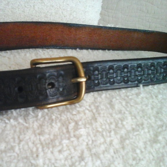 Wilderness Leather Works Other - Wilderness Leather Works Black Tooled Leather Buckle Belt. Size 40